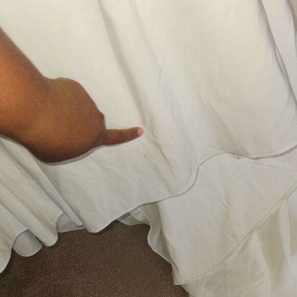 David's Bridal Pleated Strapless Wedding Dress Empire WaistSTYLE# WG3707Sz 10 - Picture 3 of 15